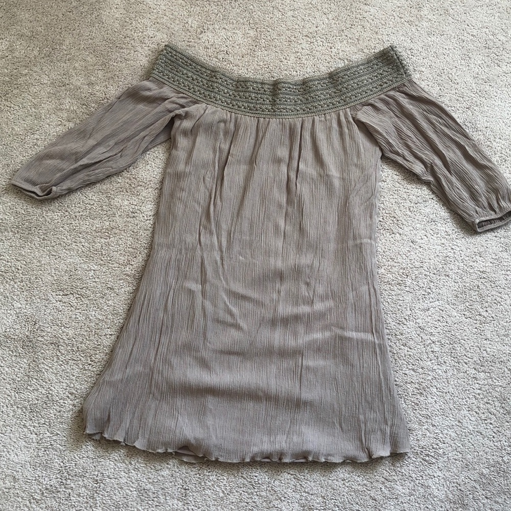 Troupe off shoulders casual dress